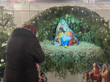 Поздравляем православных волгоградцев с Рождеством Христовым!